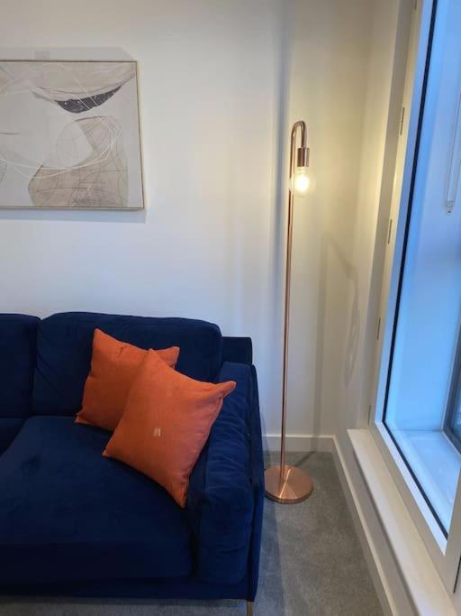 Modern Trafford 1Br Apartment-Free Parking-Cinema Room Manchester Exterior foto