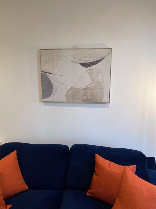 Modern Trafford 1Br Apartment-Free Parking-Cinema Room Manchester Exterior foto